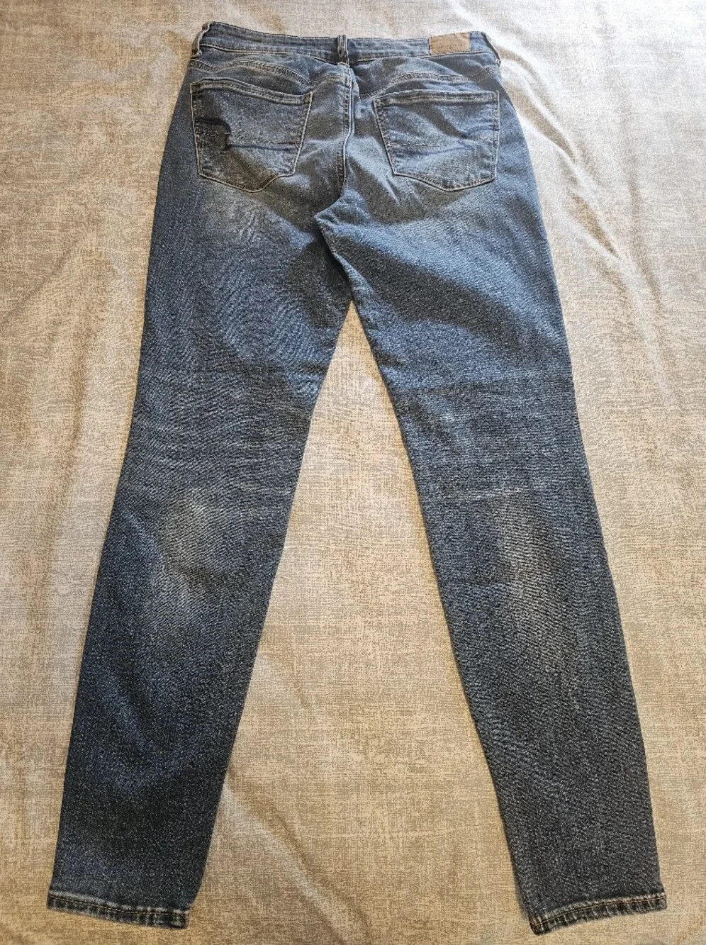 American Eagle Super Stretch X Women's Medium Wash Skinny Jeans Size 8 LONG - Picture 4 of 5